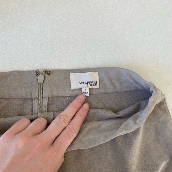 ARITZIA SUEDE PENCIL SKIRT - Picture 2 of 3